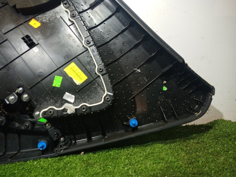 Recambio de guarnecido puerta trasera izquierda para hyundai ix35 (lm, el, elh) 1.6 referencia OEM IAM   