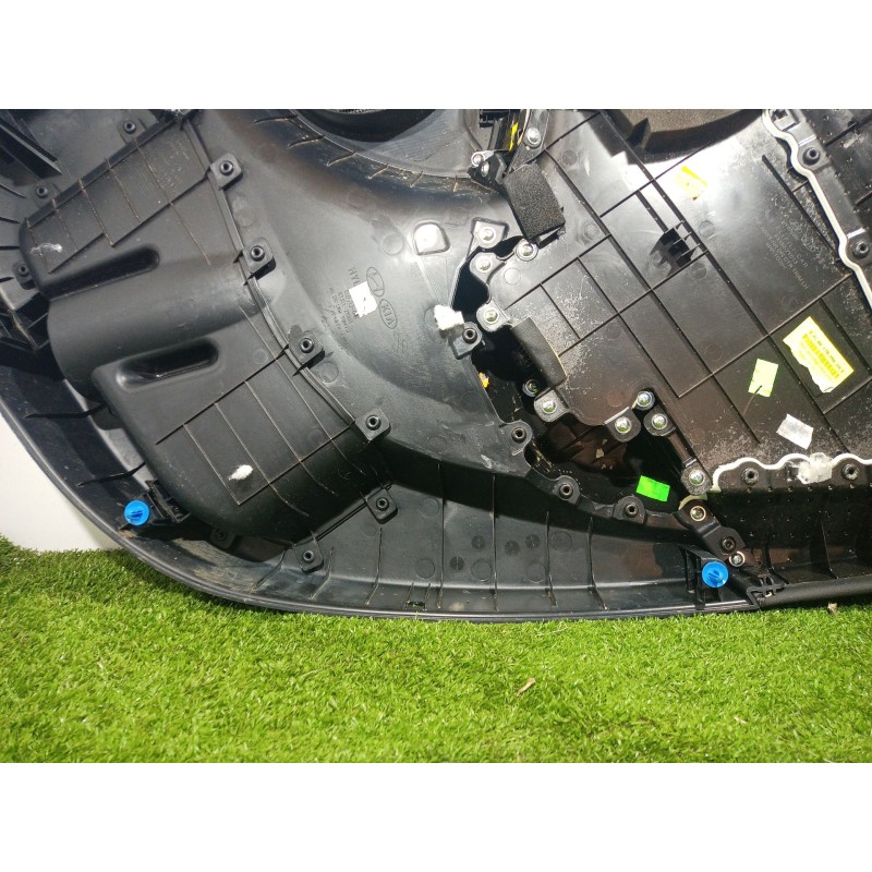 Recambio de guarnecido puerta trasera izquierda para hyundai ix35 (lm, el, elh) 1.6 referencia OEM IAM   