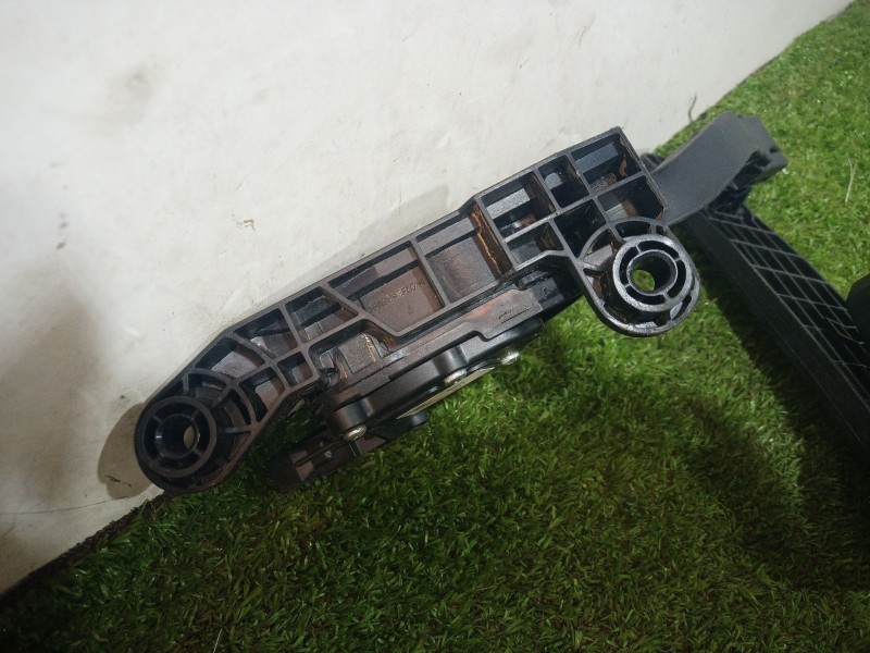 Recambio de pedal acelerador para hyundai i30 (gd) 1.4 referencia OEM IAM 327003XXXX 327003XXXX 327003XXXX