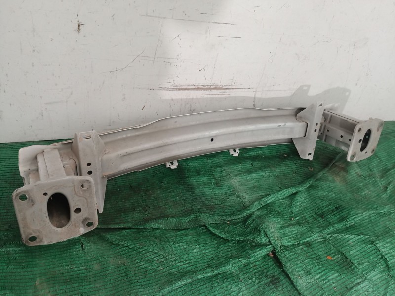 Recambio de refuerzo paragolpes trasero para mazda 3 (bm, bn) 2.0 referencia OEM IAM   