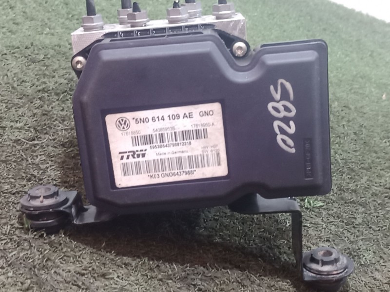 Recambio de abs para audi q3 (8ub, 8ug) 2.0 tdi referencia OEM IAM   