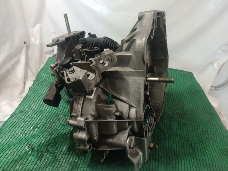 Recambio de caja cambios para fiat punto (188_) 1.3 jtd 16v referencia OEM IAM   