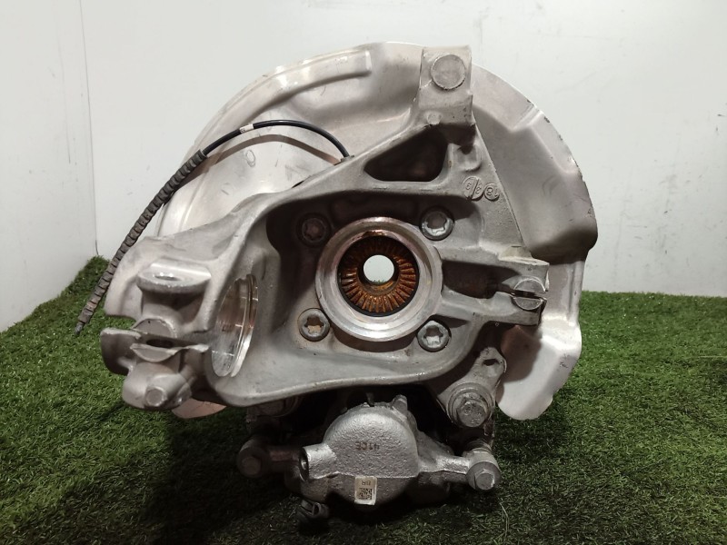 Recambio de mangueta delantera derecha para mini mini (f55) cooper d referencia OEM IAM 687664401 687664401 687664401