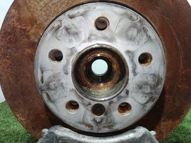 Recambio de mangueta delantera derecha para mini mini (f55) cooper d referencia OEM IAM 687664401 687664401 687664401