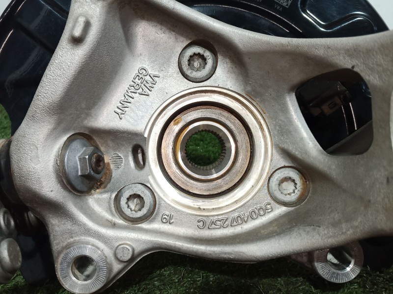 Recambio de mangueta delantera derecha para volkswagen tiguan (ad1, ax1) 1.5 tsi referencia OEM IAM   