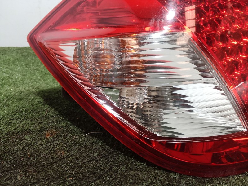 Recambio de piloto trasero izquierdo para kia cee´d hatchback (ed) 1.6 crdi 90 referencia OEM IAM   