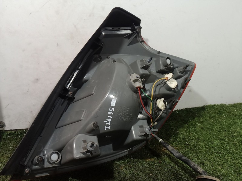 Recambio de piloto trasero izquierdo para kia cee´d hatchback (ed) 1.6 crdi 90 referencia OEM IAM   