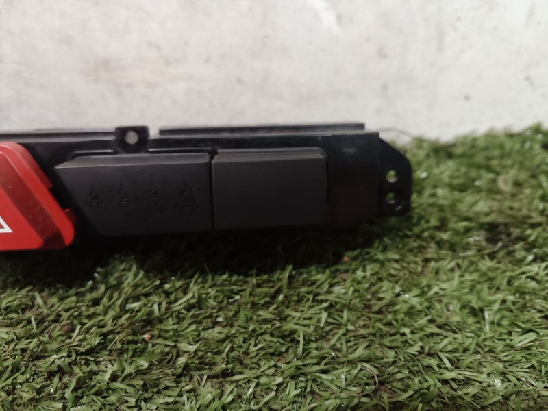 Recambio de warning para kia cee´d hatchback (ed) 1.6 crdi 90 referencia OEM IAM   