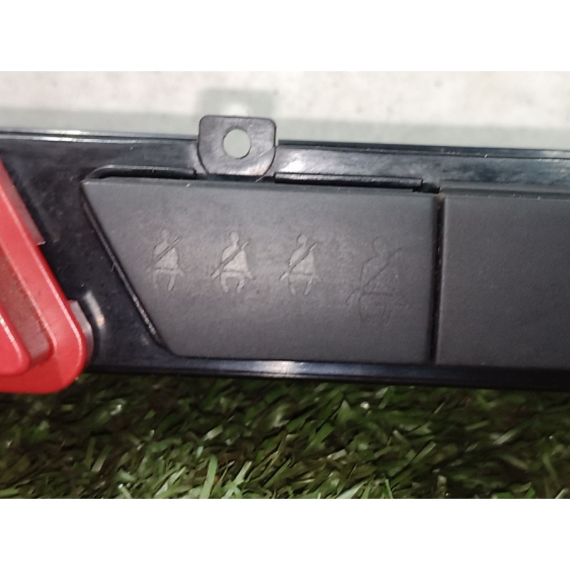 Recambio de warning para kia cee´d hatchback (ed) 1.6 crdi 90 referencia OEM IAM   