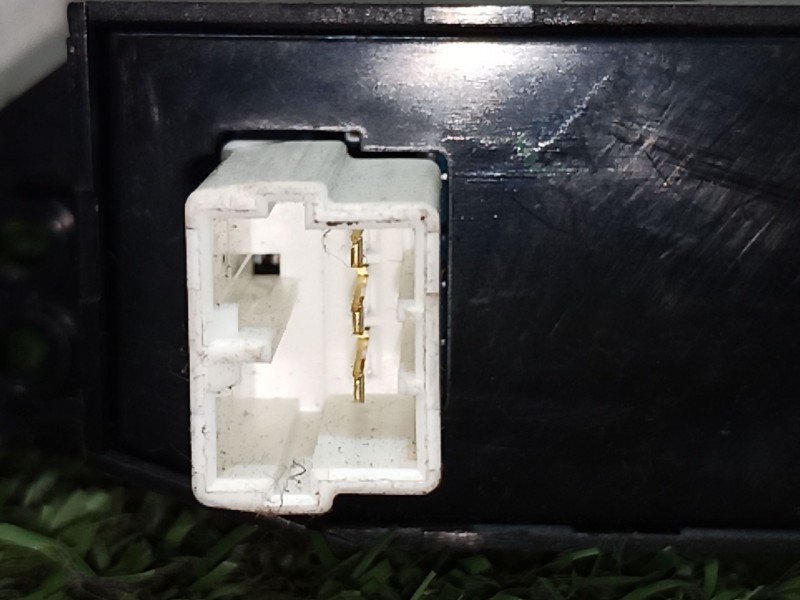 Recambio de warning para kia cee´d hatchback (ed) 1.6 crdi 90 referencia OEM IAM   