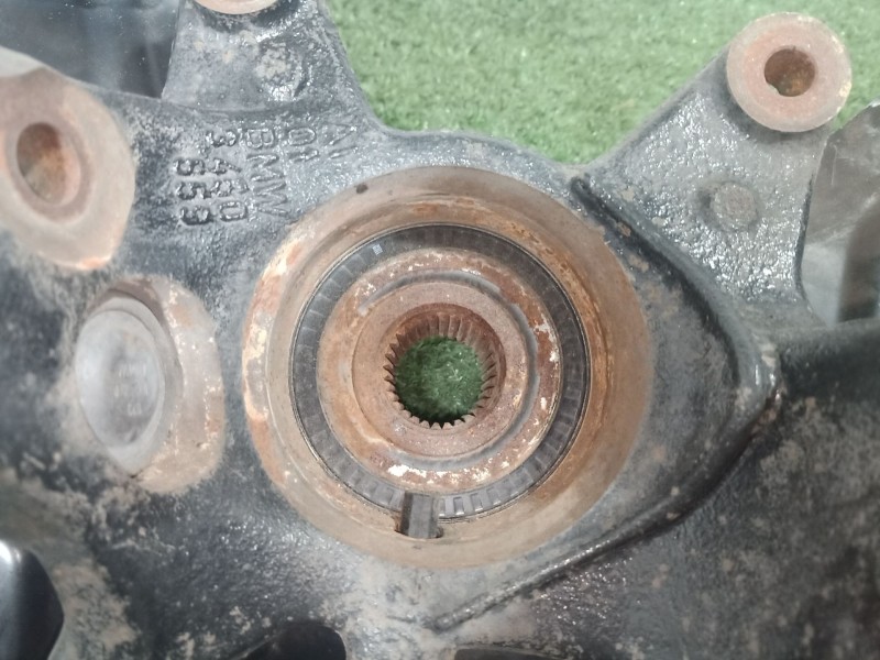 Recambio de mangueta delantera izquierda para bmw x3 (f25) xdrive 20 d referencia OEM IAM   