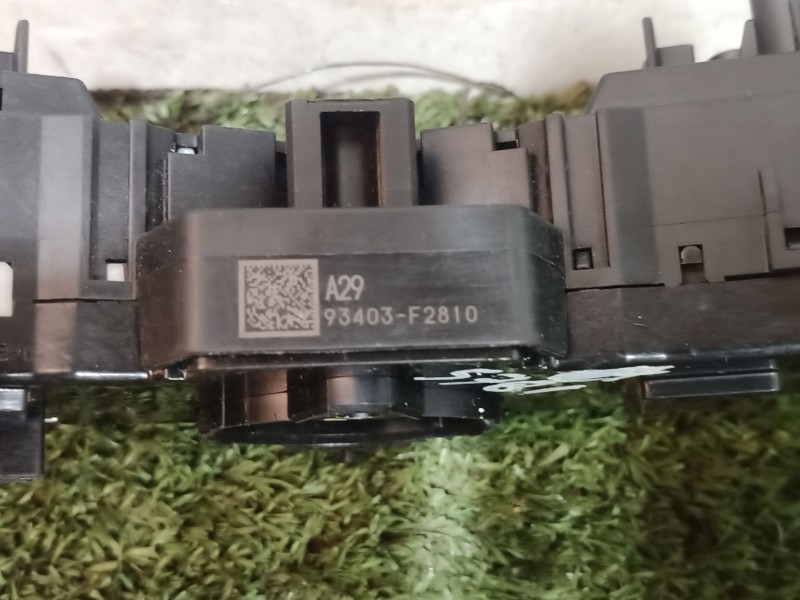 Recambio de mando multifuncion para hyundai ioniq (ae) 1.6 gdi hybrid referencia OEM IAM 93403F2810 93403F2810 93403F2810