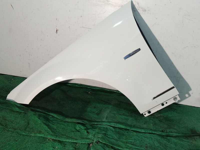 Recambio de aleta delantera izquierda para mercedes-benz clase c (w204) c 200 cdi (204.001) referencia OEM IAM   