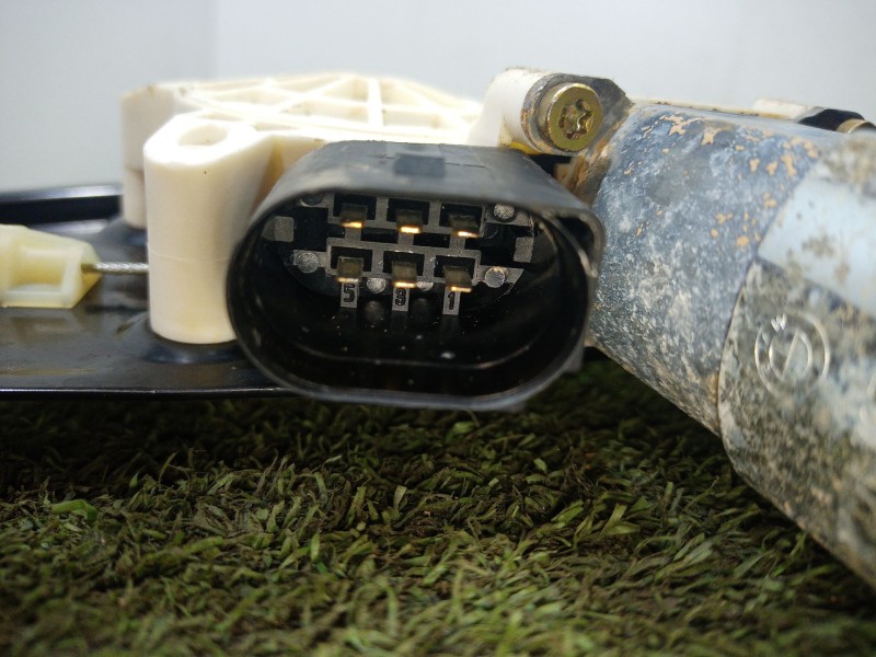 Recambio de elevalunas trasero izquierdo para bmw 5 (e60) 520 i referencia OEM IAM   