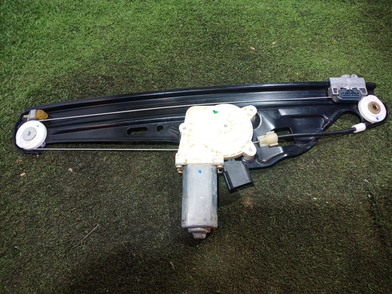 Recambio de elevalunas trasero derecho para bmw 5 (e60) 520 i referencia OEM IAM 7034388S 7034388S 7075674E