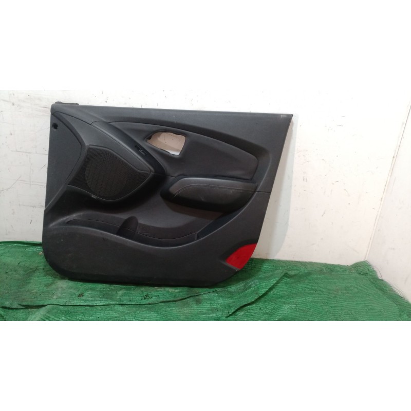 Recambio de guarnecido puerta delantera derecha para hyundai ix35 (lm, el, elh) 1.6 referencia OEM IAM 82380 82380 82380