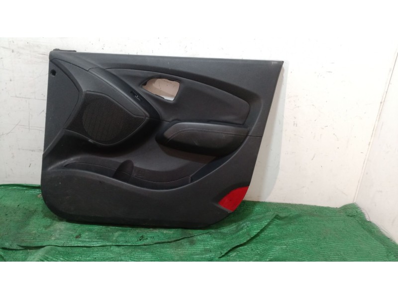 Recambio de guarnecido puerta delantera derecha para hyundai ix35 (lm, el, elh) 1.6 referencia OEM IAM 82380 82380 82380