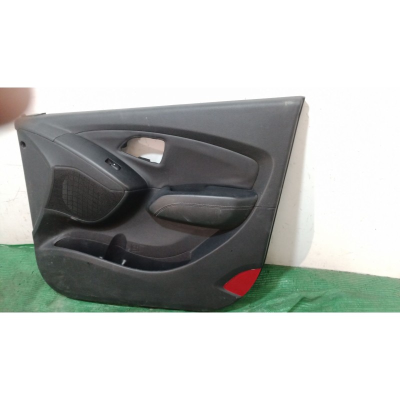 Recambio de guarnecido puerta delantera derecha para hyundai ix35 (lm, el, elh) 1.6 referencia OEM IAM 82380 82380 82380