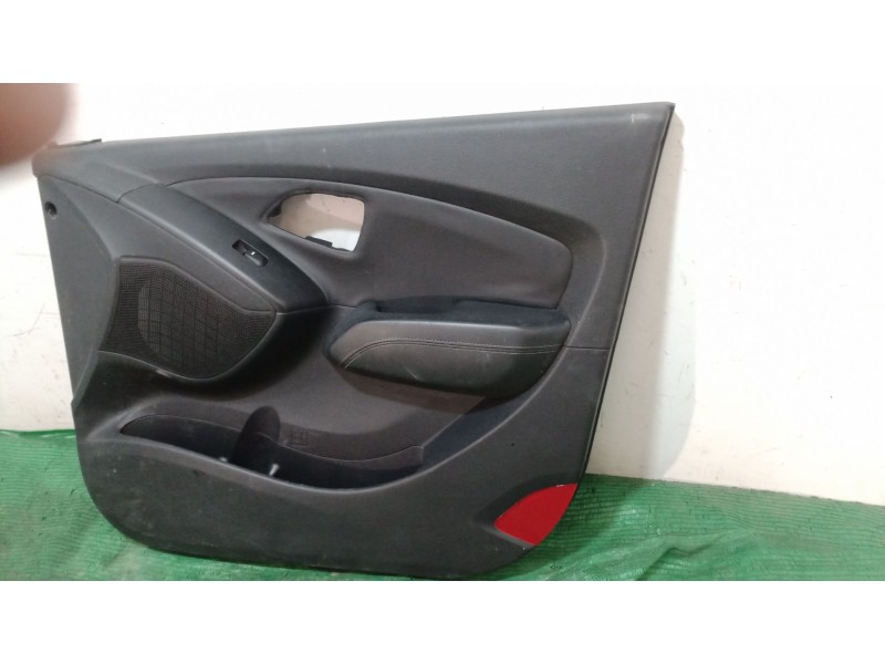 Recambio de guarnecido puerta delantera derecha para hyundai ix35 (lm, el, elh) 1.6 referencia OEM IAM 82380 82380 82380