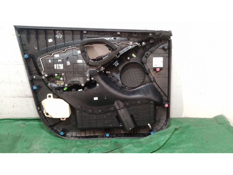 Recambio de guarnecido puerta delantera derecha para hyundai ix35 (lm, el, elh) 1.6 referencia OEM IAM 82380 82380 82380