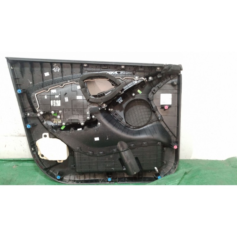 Recambio de guarnecido puerta delantera derecha para hyundai ix35 (lm, el, elh) 1.6 referencia OEM IAM 82380 82380 82380