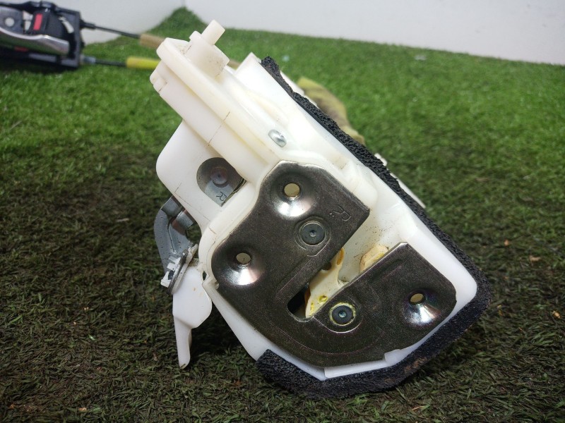 Recambio de cerradura puerta trasera derecha para mazda cx-5 (ke, gh) 2.2 d (ke2fw) referencia OEM IAM   