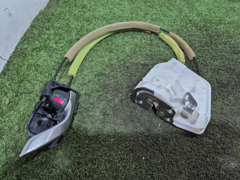 Recambio de cerradura puerta delantera derecha para mazda cx-5 (ke, gh) 2.2 d (ke2fw) referencia OEM IAM   