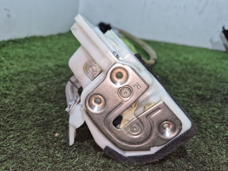 Recambio de cerradura puerta delantera derecha para mazda cx-5 (ke, gh) 2.2 d (ke2fw) referencia OEM IAM   