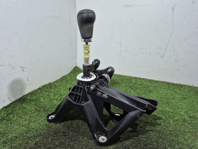Recambio de palanca cambio para mazda cx-5 (kf) 2.0 e-skyactiv g 165 referencia OEM IAM   