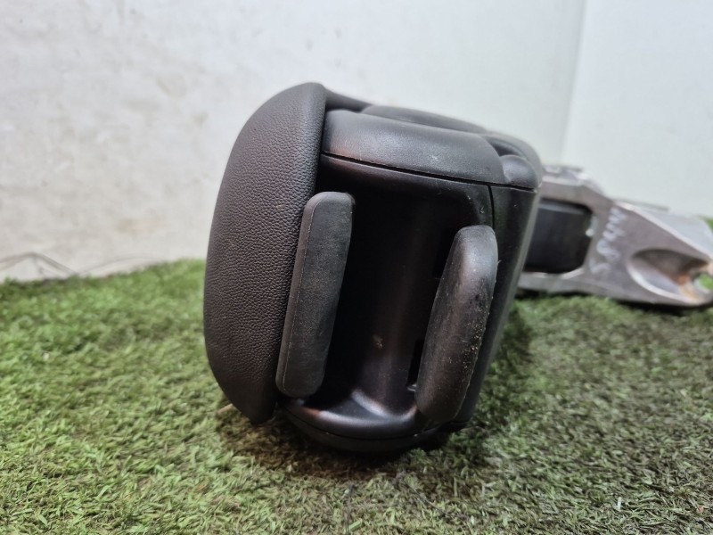 Recambio de apoyabrazos central para mini mini (f55) cooper d referencia OEM IAM 929295119 929295119 929295119