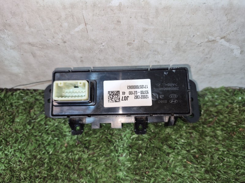 Recambio de mando multifuncion para hyundai ioniq (ae) 1.6 gdi hybrid referencia OEM IAM   