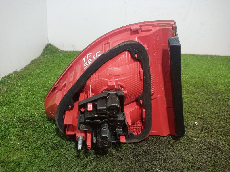 Recambio de piloto trasero derecho para seat exeo (3r2) 2.0 tdi referencia OEM IAM   