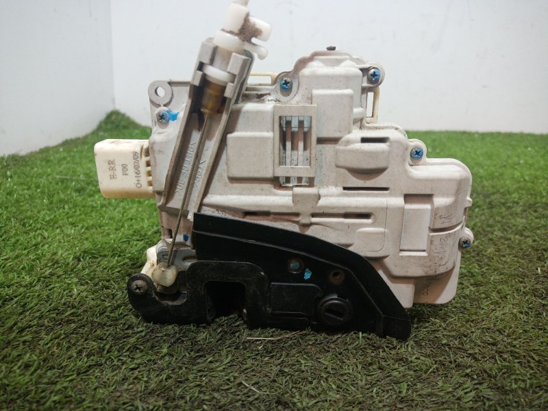 Recambio de cerradura puerta trasera derecha para seat exeo (3r2) 2.0 tdi referencia OEM IAM   