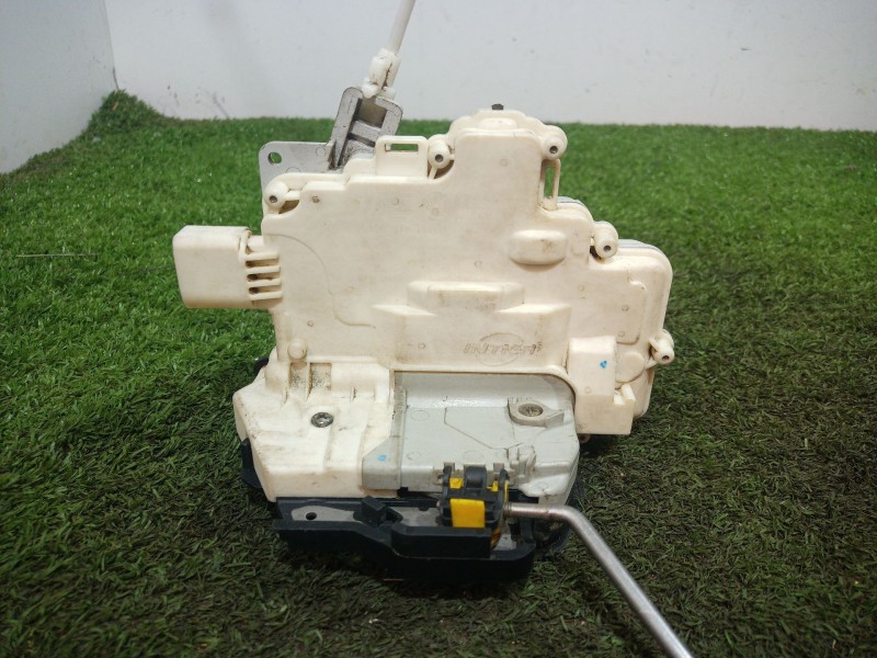 Recambio de cerradura puerta trasera izquierda para seat exeo (3r2) 2.0 tdi referencia OEM IAM   