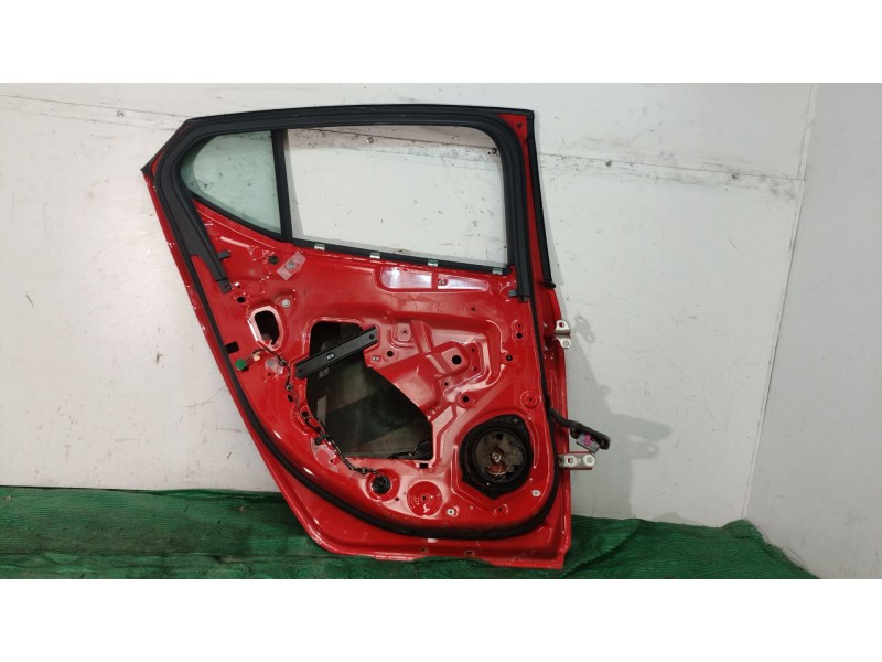 opel astra j sedán del año 2017