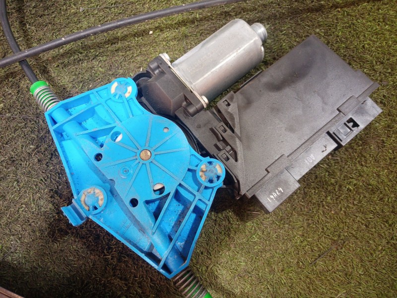 Recambio de elevalunas delantero izquierdo para seat exeo (3r2) 2.0 tdi referencia OEM IAM   