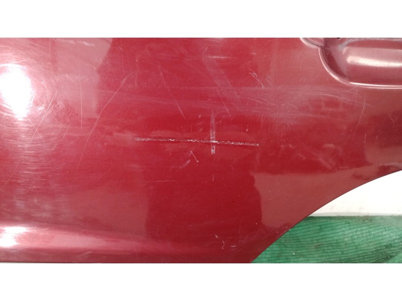 Recambio de puerta trasera izquierda para mitsubishi montero (v20/v40) 2500 td glx (5-ptas.) referencia OEM IAM    Recambio de puerta trasera izquierda para mitsubishi montero (v20/v40) 2500 td glx (5-ptas.) referencia OEM IAM