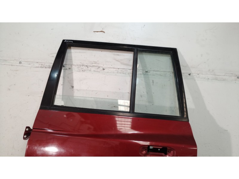 Recambio de puerta trasera izquierda para mitsubishi montero (v20/v40) 2500 td glx (5-ptas.) referencia OEM IAM    Recambio de puerta trasera izquierda para mitsubishi montero (v20/v40) 2500 td glx (5-ptas.) referencia OEM IAM