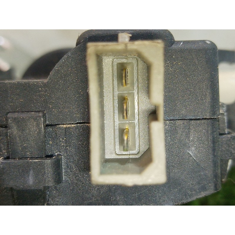 Recambio de cerradura maletero / porton para seat exeo (3r2) 2.0 tdi referencia OEM IAM 4F5827505 4F5827505 4F5827505