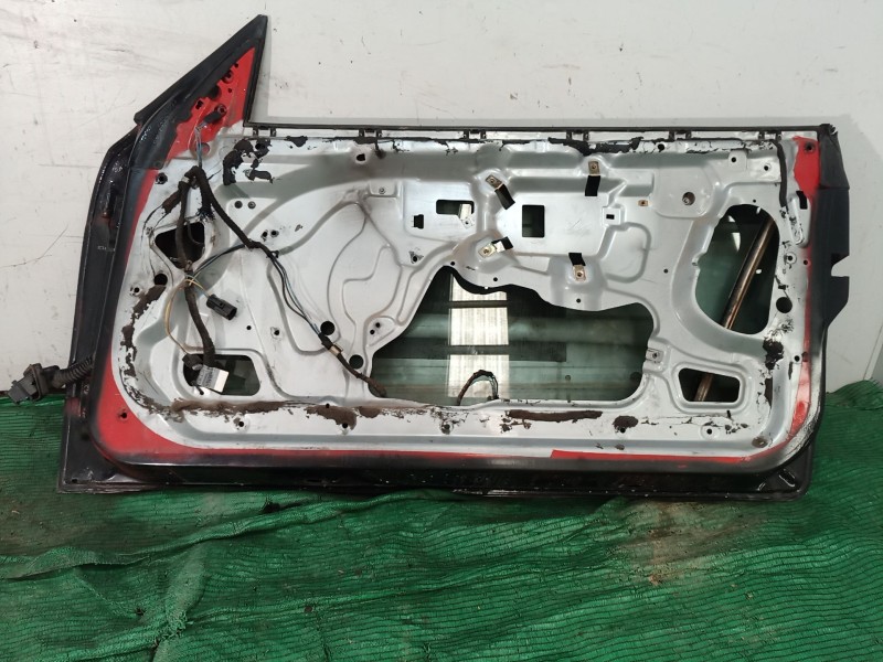 Recambio de puerta delantera derecha para bmw 3 coupé (e36) 318 is referencia OEM IAM   