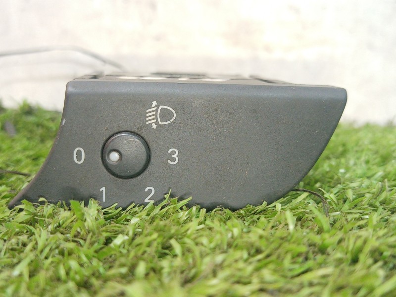 Recambio de mando luces para seat exeo (3r2) 2.0 tdi referencia OEM IAM   