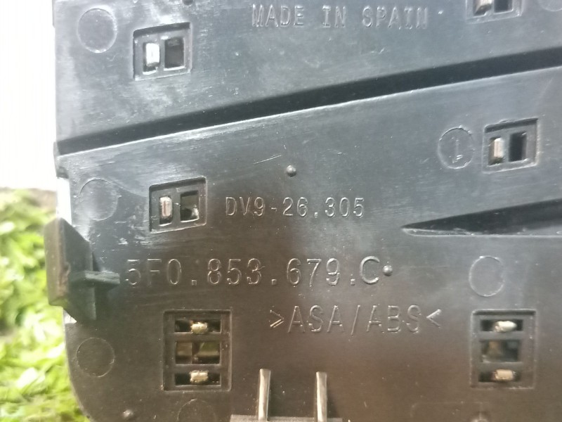 Recambio de rejilla delantera para seat exeo (3r2) 2.0 tdi referencia OEM IAM   