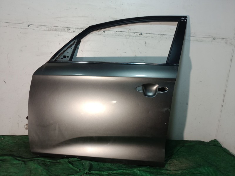 Recambio de puerta delantera izquierda para kia carens iv 1.7 crdi referencia OEM IAM   