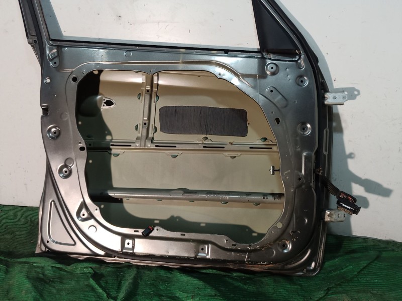 Recambio de puerta delantera izquierda para kia carens iv 1.7 crdi referencia OEM IAM   