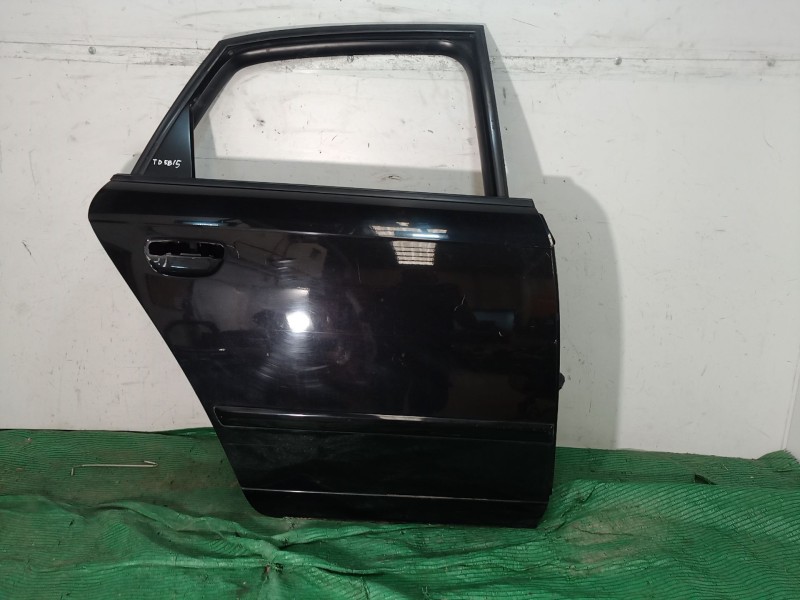 Recambio de puerta trasera derecha para seat exeo (3r2) 2.0 tdi referencia OEM IAM   