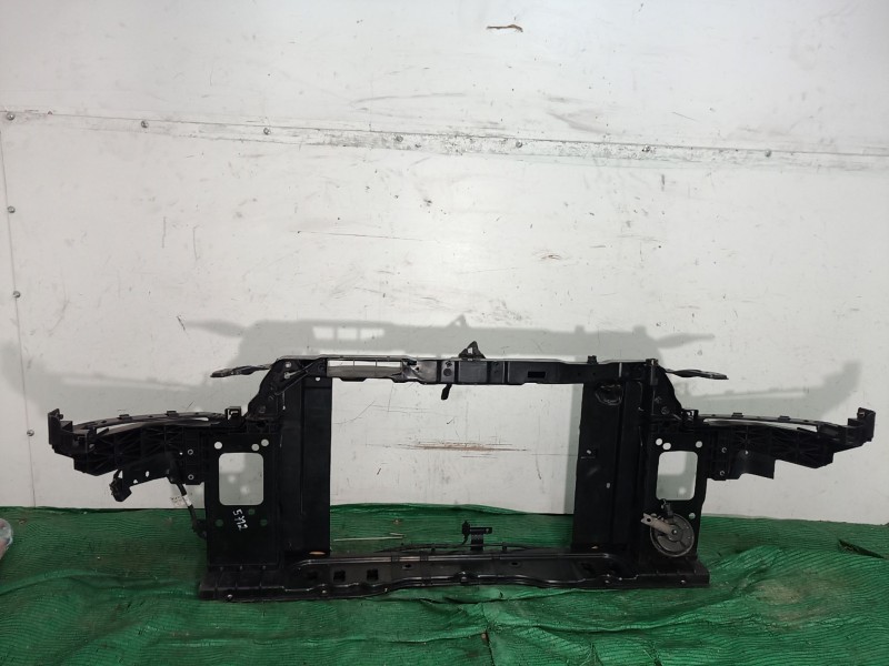 Recambio de panel frontal para hyundai elantra v sedán (md, ud) 1.6 referencia OEM IAM   