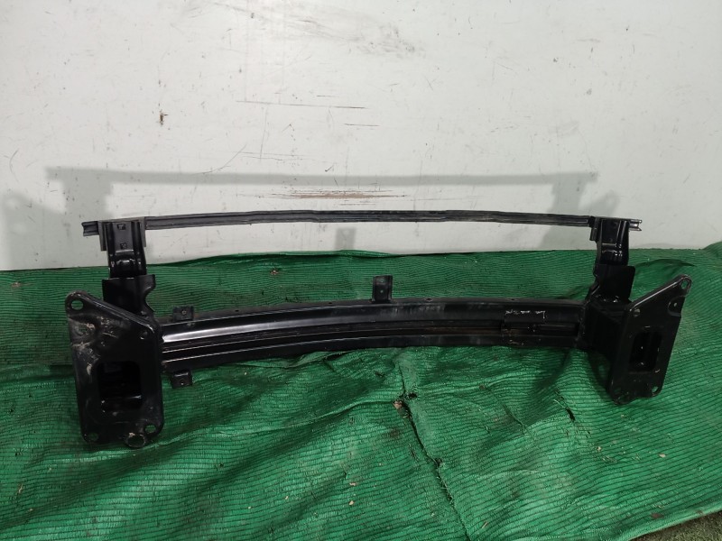 Recambio de refuerzo paragolpes delantero para kia carens iv 1.7 crdi referencia OEM IAM   