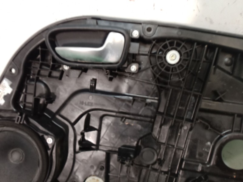 Recambio de elevalunas trasero derecho para kia carens iv 1.7 crdi referencia OEM IAM   