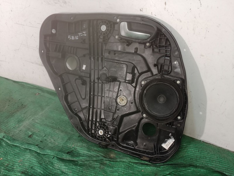 Recambio de elevalunas trasero izquierdo para kia carens iv 1.7 crdi referencia OEM IAM   