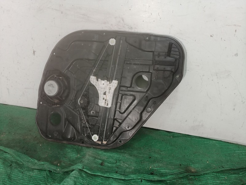 Recambio de elevalunas trasero izquierdo para kia carens iv 1.7 crdi referencia OEM IAM   